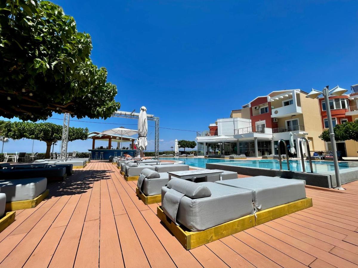 Heliotrope Hotels Mytilene Ngoại thất bức ảnh